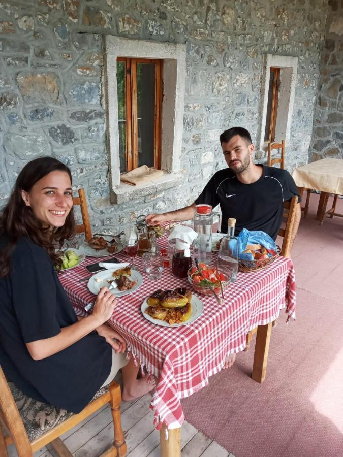 Bujtina Carku Otel Theth Dış mekan fotoğraf