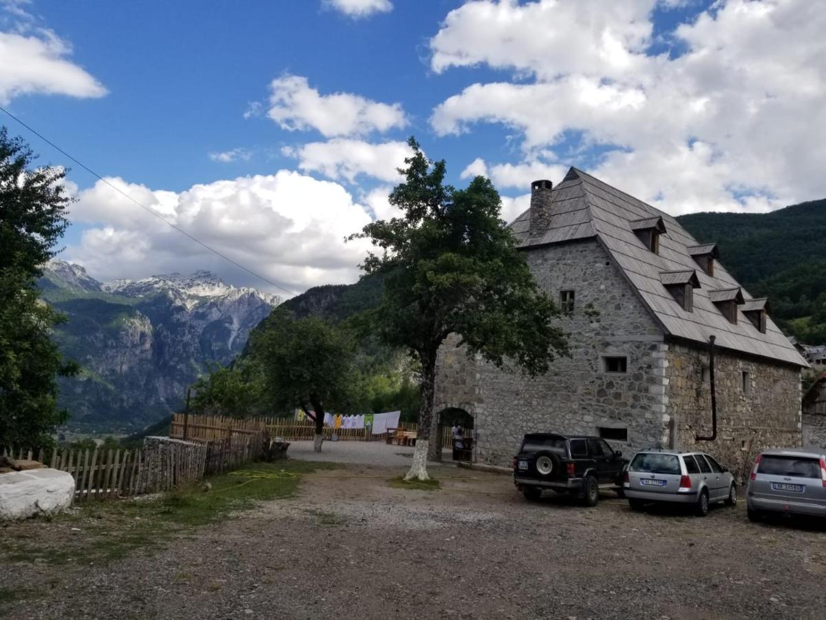Bujtina Carku Otel Theth Dış mekan fotoğraf