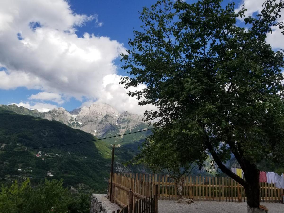 Bujtina Carku Otel Theth Dış mekan fotoğraf