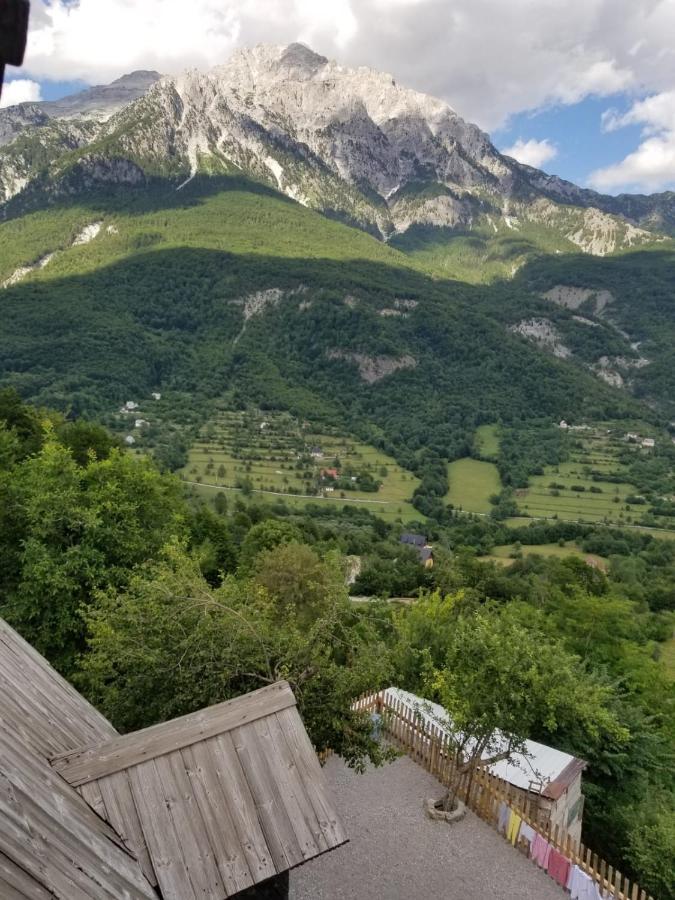 Bujtina Carku Otel Theth Dış mekan fotoğraf