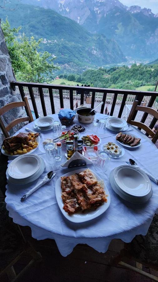 Bujtina Carku Otel Theth Dış mekan fotoğraf