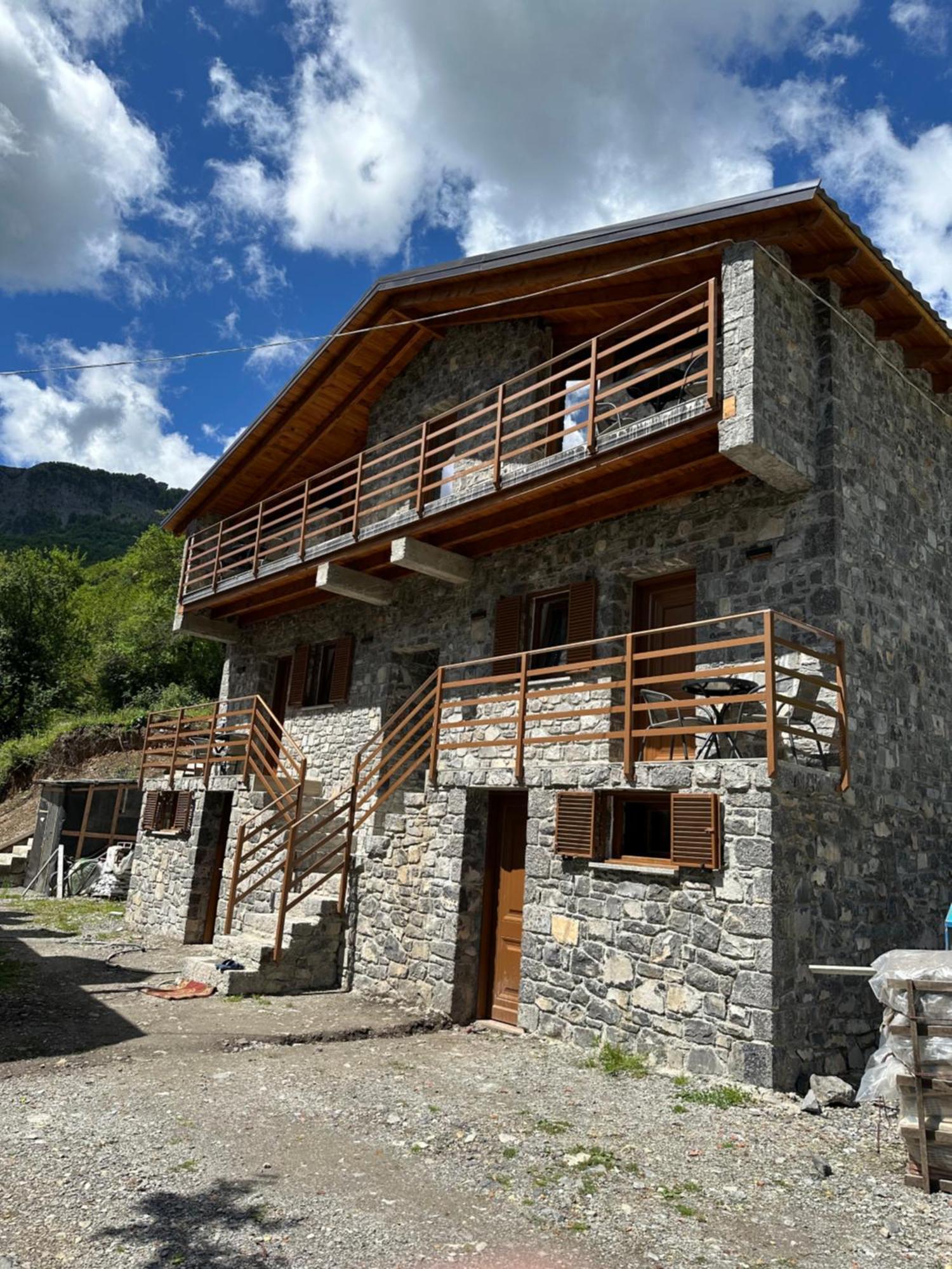 Bujtina Carku Otel Theth Dış mekan fotoğraf