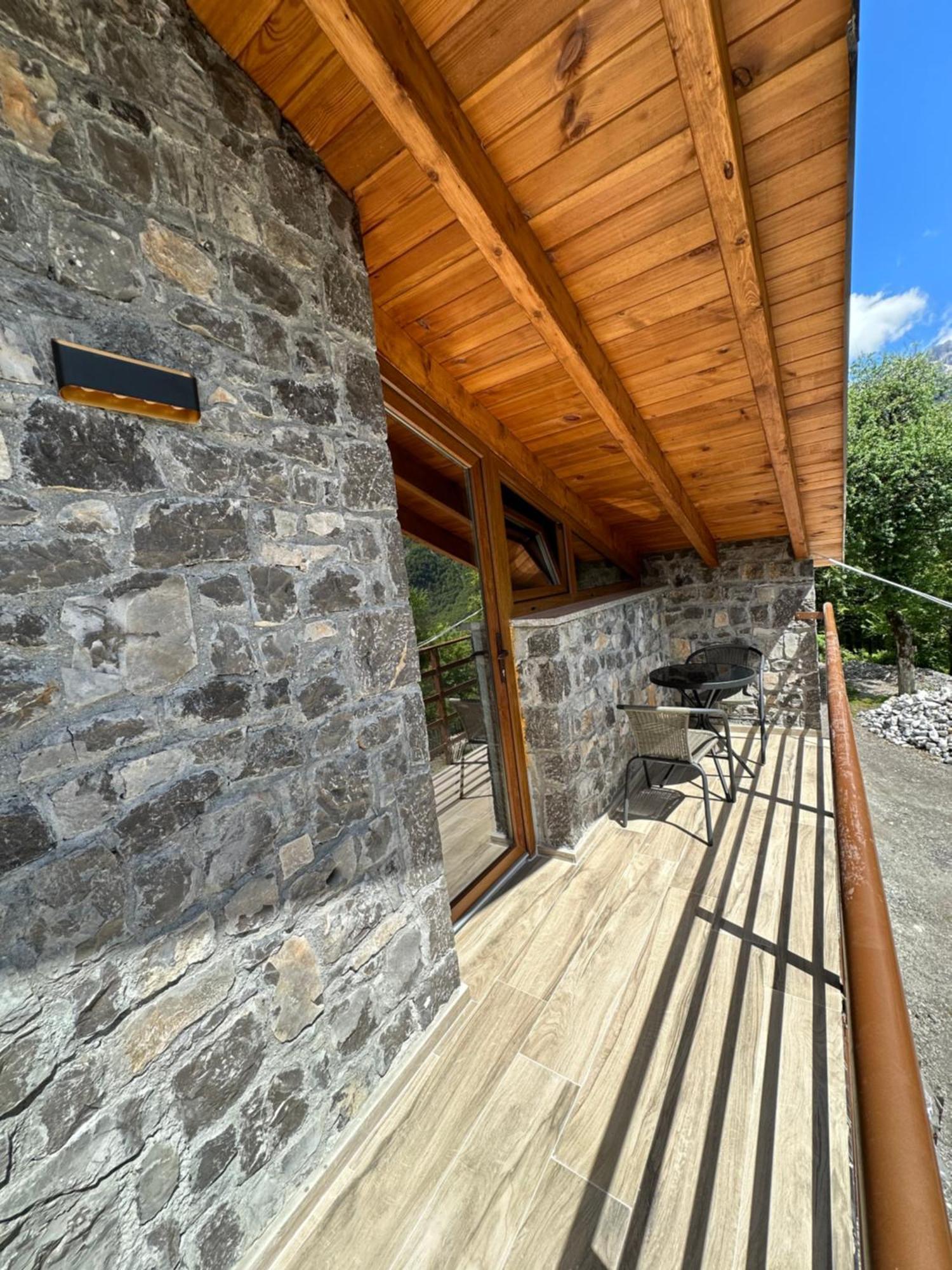 Bujtina Carku Otel Theth Dış mekan fotoğraf