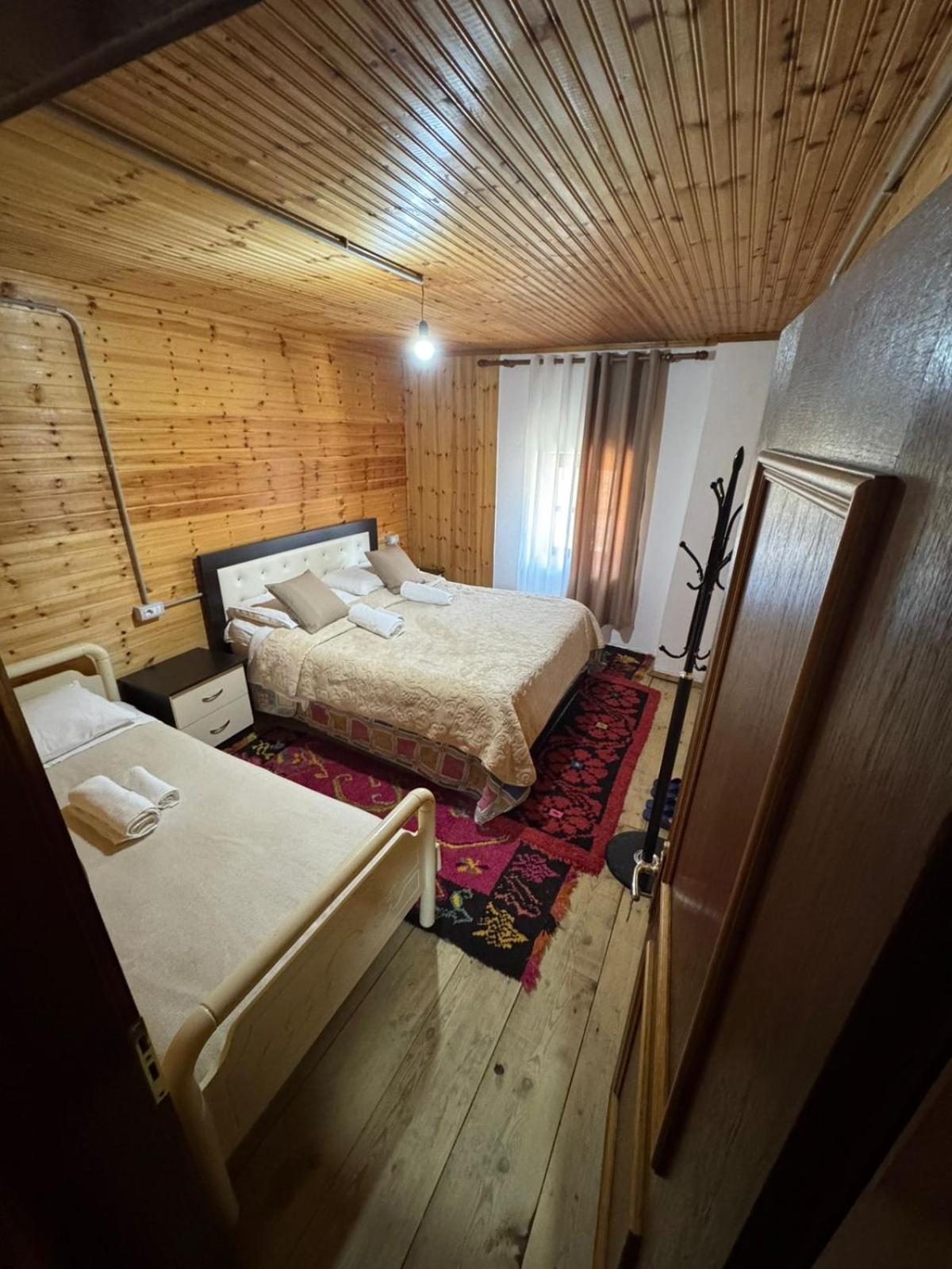 Bujtina Carku Otel Theth Dış mekan fotoğraf