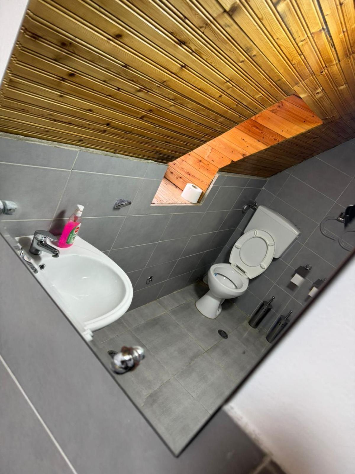 Bujtina Carku Otel Theth Dış mekan fotoğraf